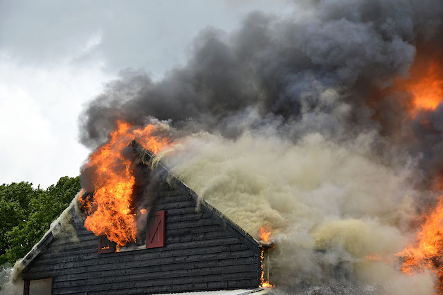 2019/124/20190608-14u43 GB 049 Grote brand Sloterweg.jpg